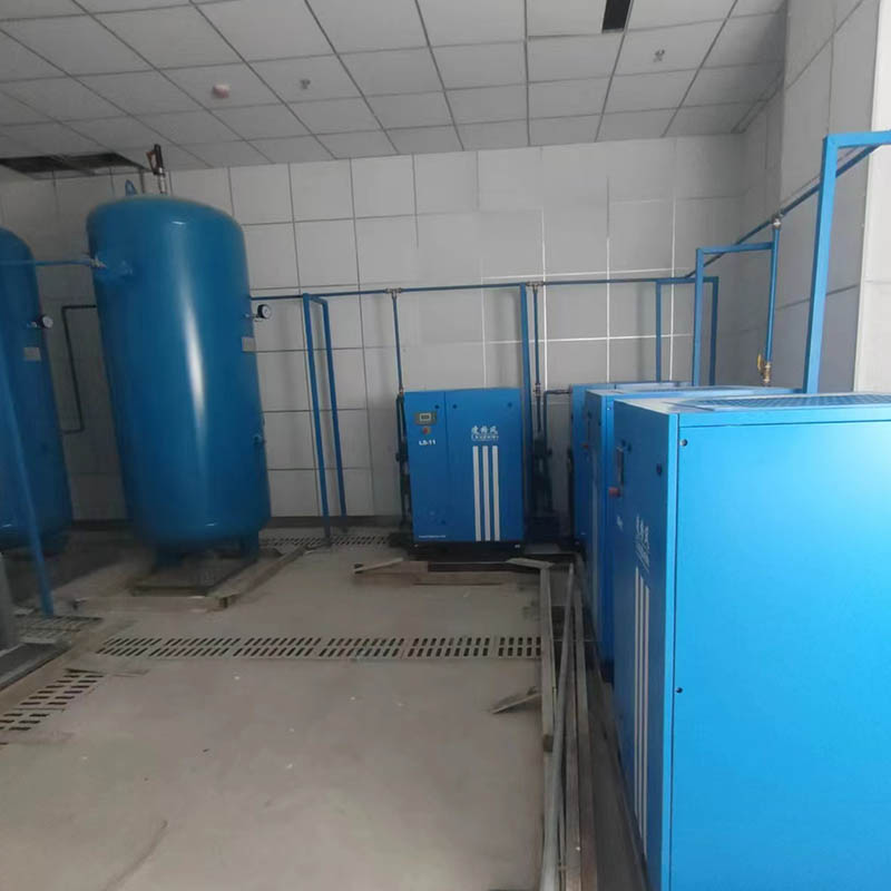 1682489612976501.jpg 1682489612976501.jpg